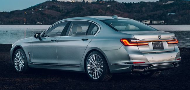 BMW 栄光の軌跡 ダイヤモンド社 日本の匠とドイツのクラフトマンシップが融合したBMW7シリーズの特別